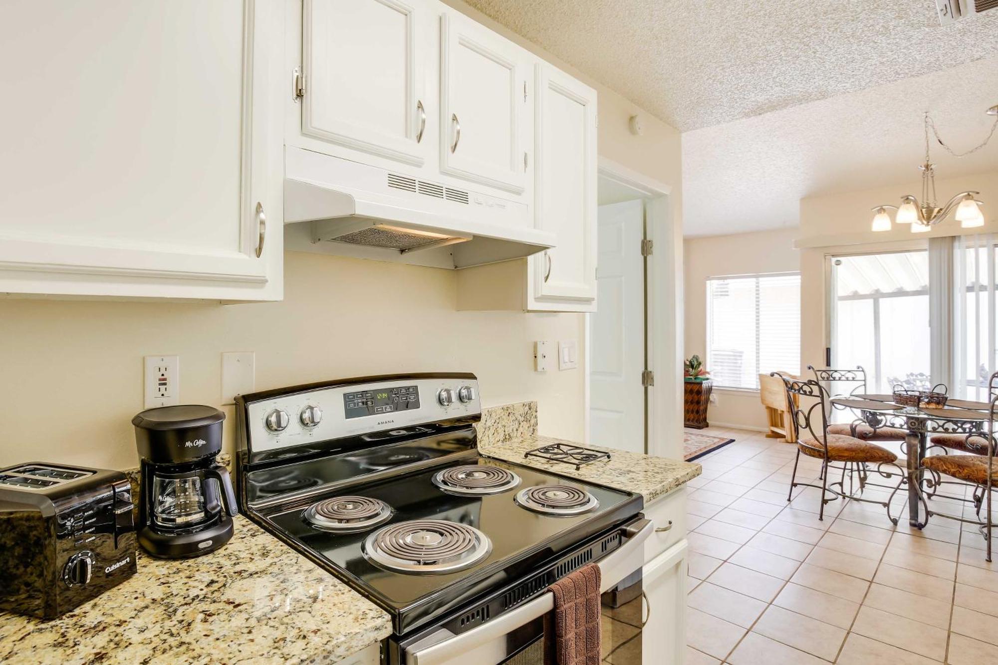 Sunny San Antonio Home With Backyard And Patio! Exteriör bild